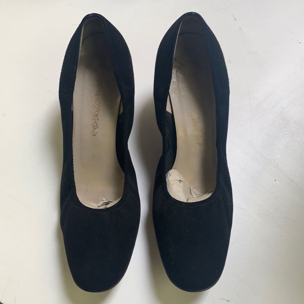 Vintage Custom craft “suede” black pumps, elastic side fit